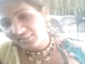 Thickumz-लड़की Fucks ...