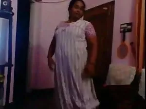 फूहड़ का सामना करना  ...
