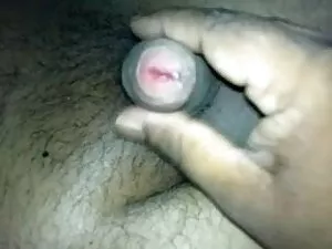 सेक्सी लड़की बाथटब म ...