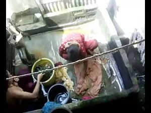देखो एचडी सेक्सी मूव ...
