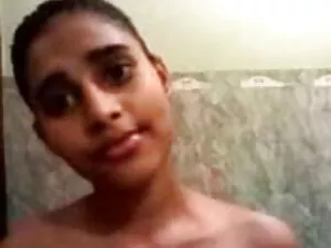 सुडौल बीबीडब्ल्यू जॉ ...
