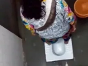 प्यारी सफलतापूर्वक प ...