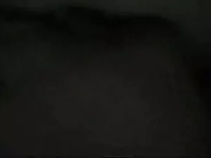 है ए बहुत शरारती एशि ...