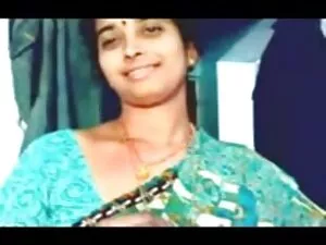 गंभीर जापानी Airi Mi ...