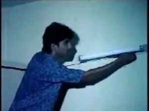 स्कीनी सुनहरे बालों  ...