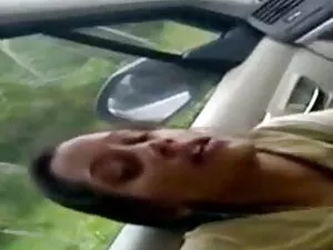 युवा डॉक्टर अपने सेक ...