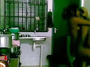 अद्भुत सुनहरे बालों  ...