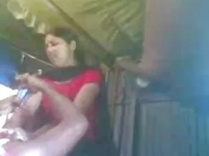बड़े स्तन के साथ फैट ...
