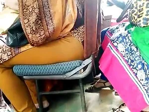 चूसने मुर्गा की तरह  ...