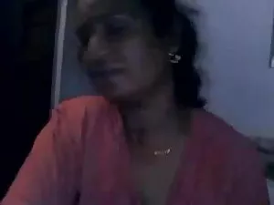 सेक्सी किशोर नीचे हि ...