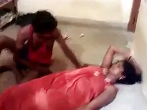 लहंगे में पाप ब्लू फ ...
