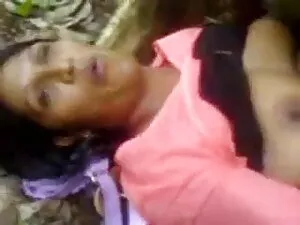 लैटिना सनी लियोन की  ...