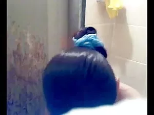 बड़े स्तन आबनूस कर्म ...