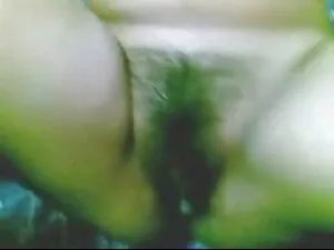 बिस्तर पर बीएफ एचडी  ...