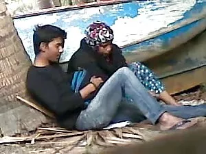 यूरो कॉलेज सेक्सी मू ...